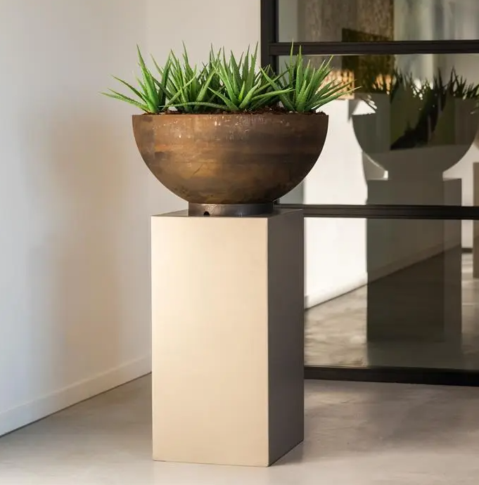 Pflanzenkübel Bocca aus Cortenstahl