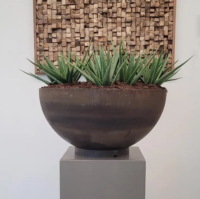 Pflanzenkübel Bocca aus Cortenstahl