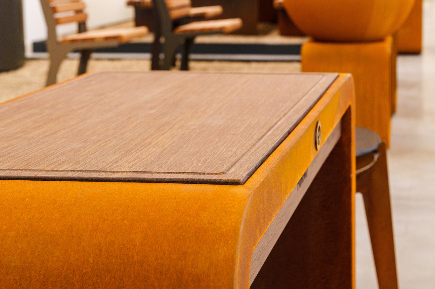Station Dome Standard en Corten