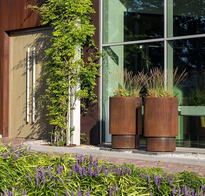 Pot de fleurs Extend en Corten
